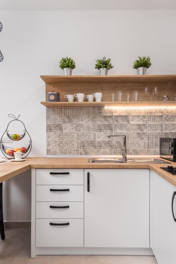 Srnec Apartments - Korzo Rijeka Luaran gambar