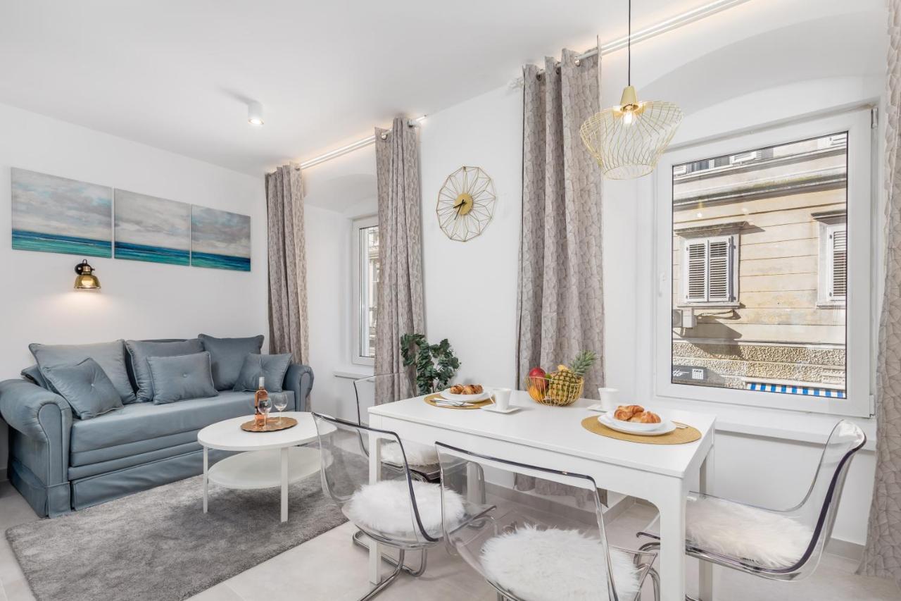 Srnec Apartments - Korzo Rijeka Luaran gambar